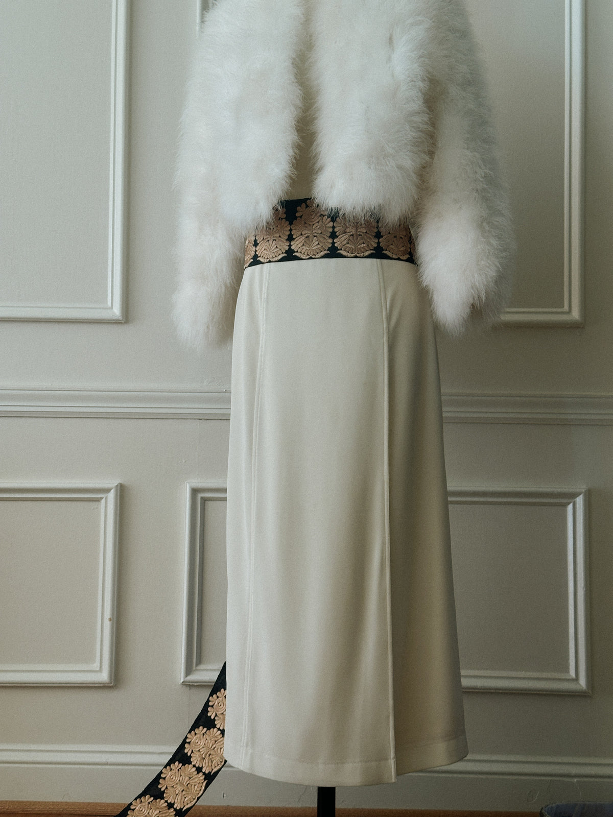 1970s White Marabou Feather Bolero Jacket