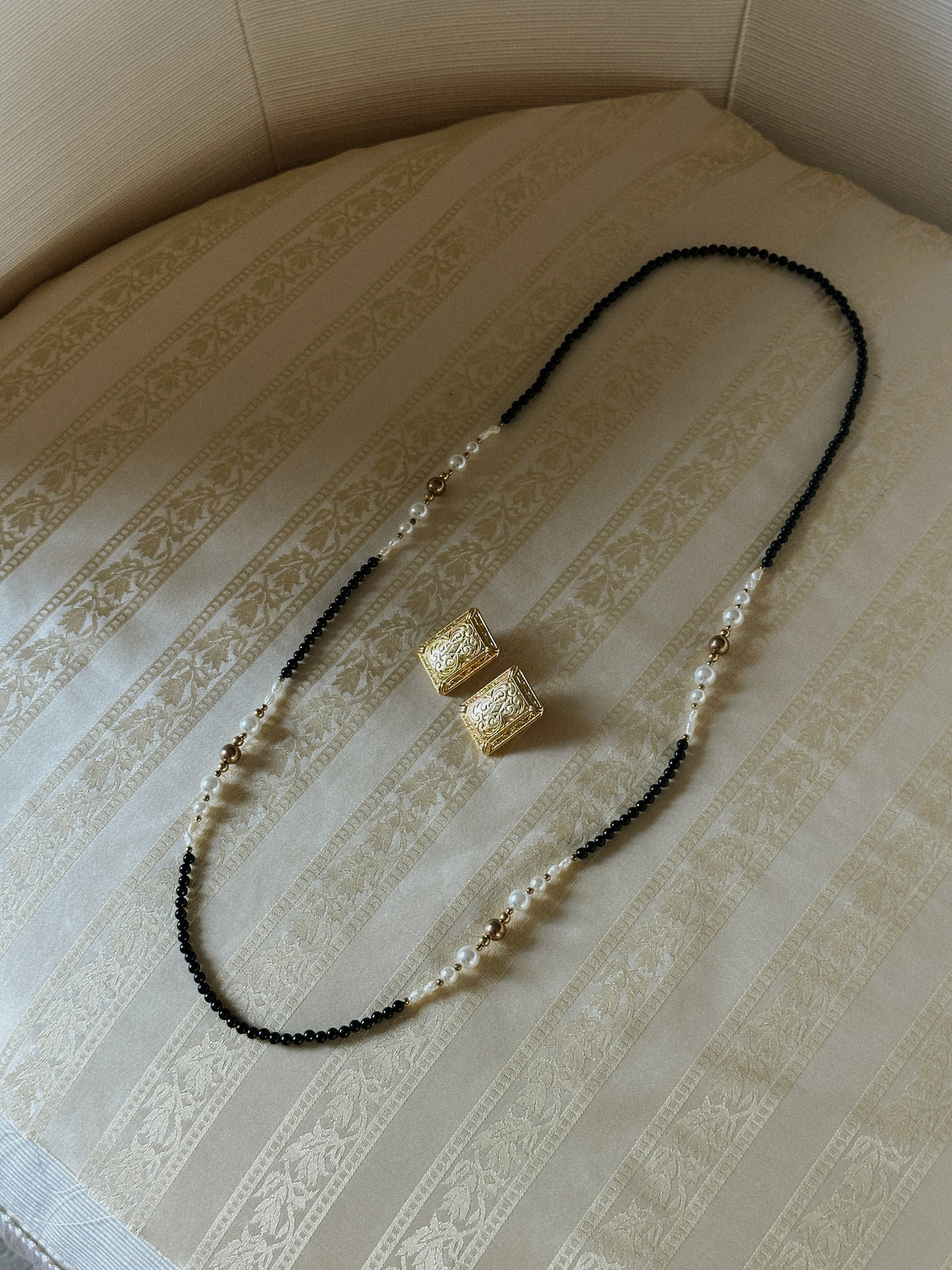 Black Onyx & Freshwater Pearl Necklace
