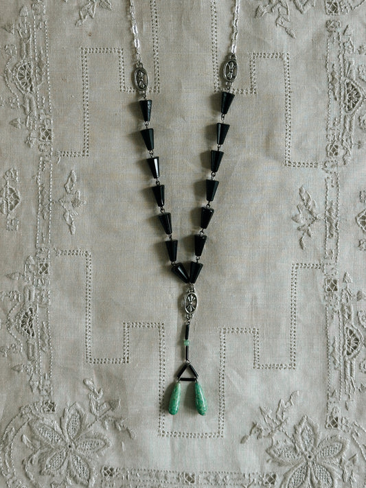 Glass Bead Pendant Necklace