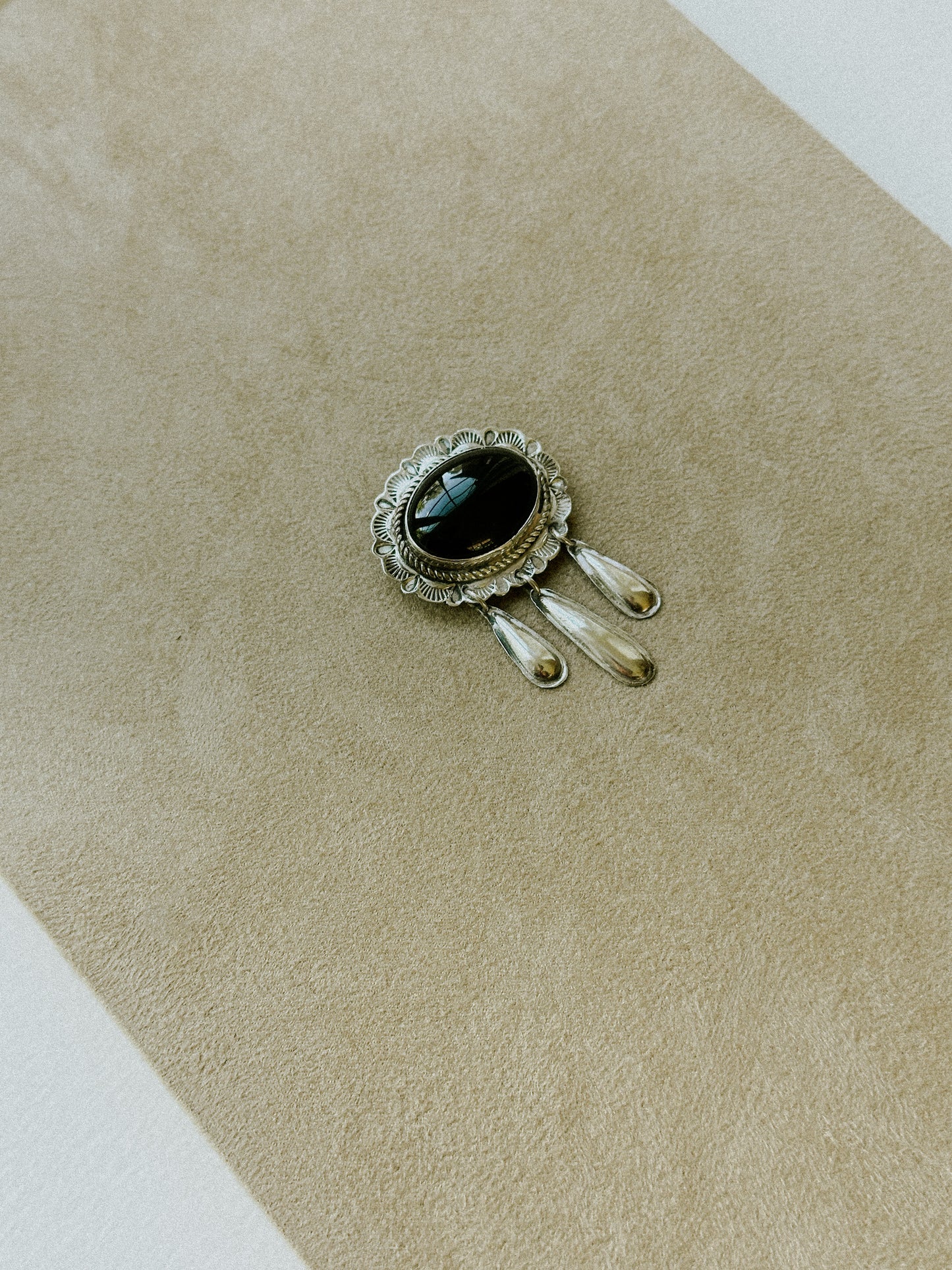 Vintage Sterling Silver & Black Onyx Dangle Brooch Pin