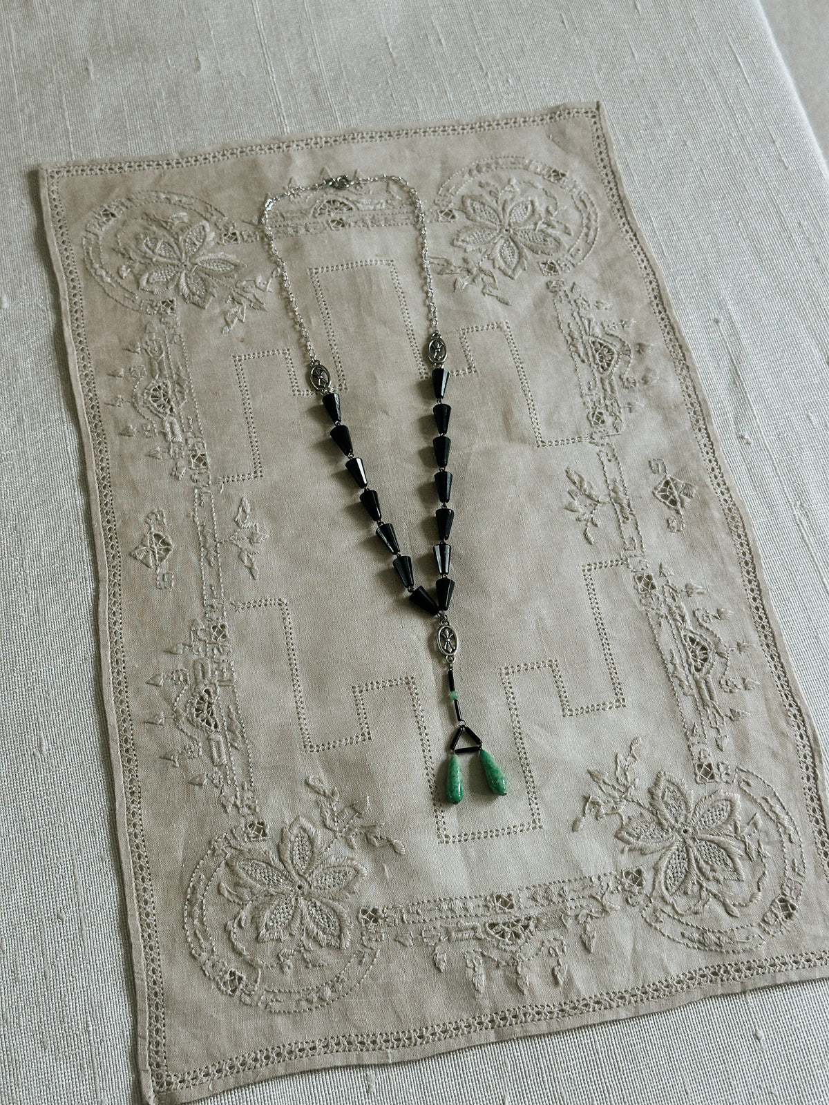 Glass Bead Pendant Necklace