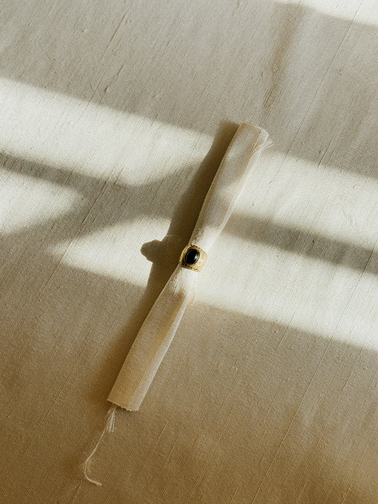 Gold and Onyx Cabochon Ring